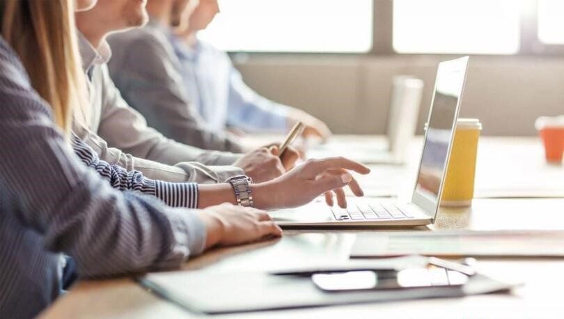 Donnez un nouveau souffle à votre carrière grâce à la reconversion numérique