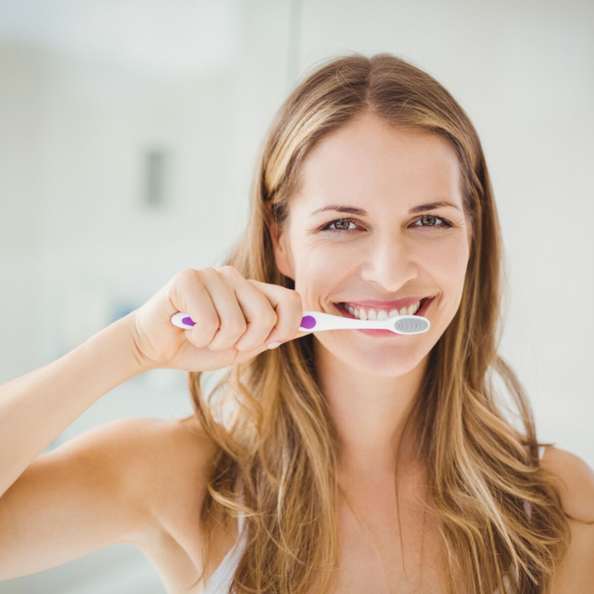 Méthodes indispensables pour prendre soin de vos dents (Au-delà du brossage et du fil dentaire)