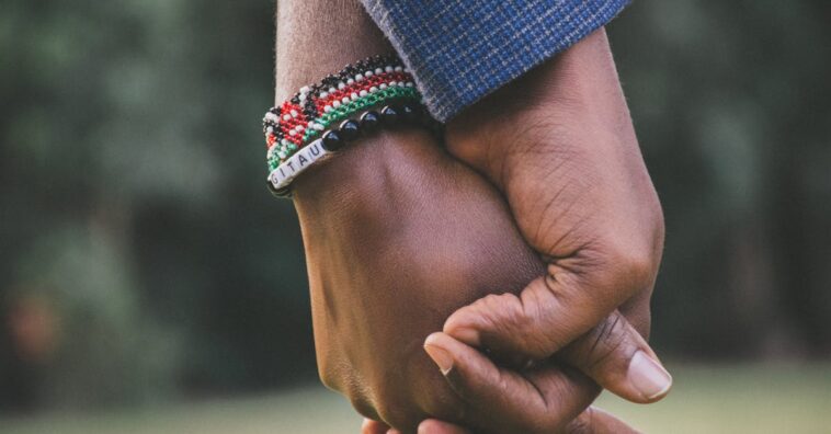 découvrez l'art des relations humaines, explorez les dynamiques amoureuses et amicales, et trouvez des conseils pour nourrir des liens sincères et durables. plongez dans un univers d'émotions et de connexions authentiques.